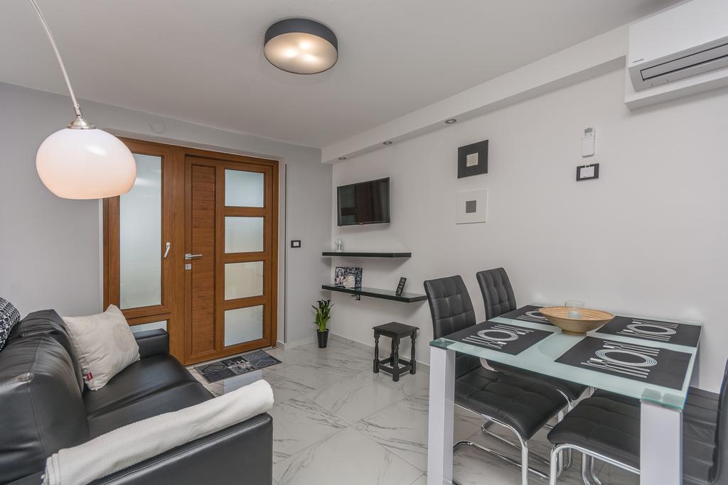 Luxury Apartments Sonja Poreč Eksteriør bilde